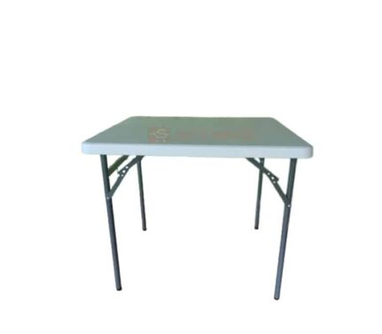 FOLDABLE TABLE