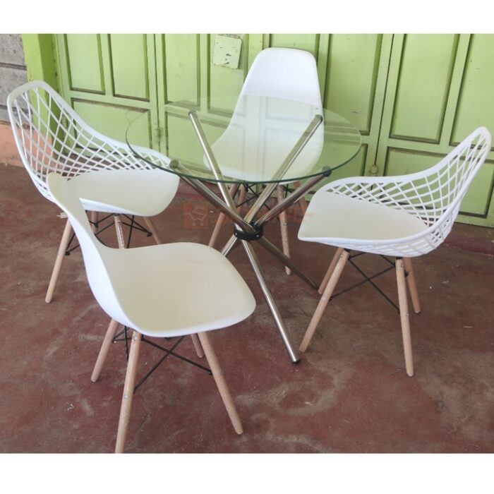 transparent plus 4 chairs