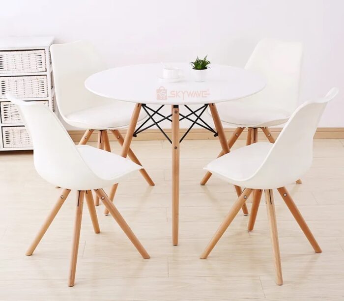 4 set dinning aemes chairs