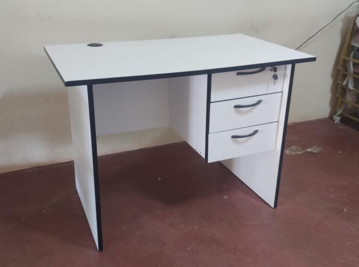 White Wooden Study Desk