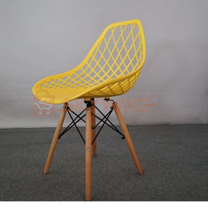 Mesh Eames chair