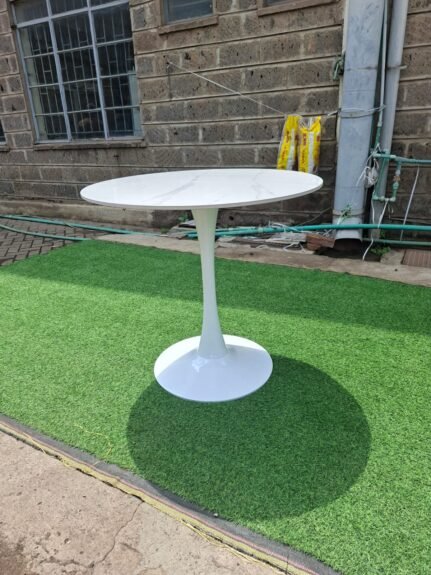 Marble top coffee round table