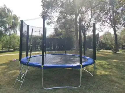 OUTDOOR TRAMPOLINE 6FT