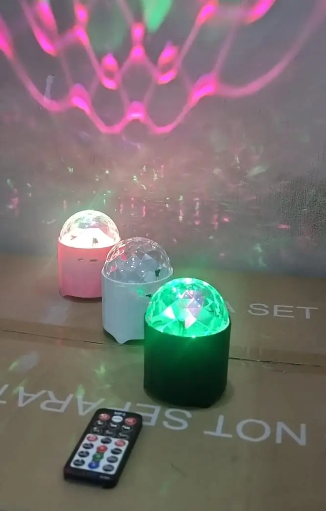 RECHARGEABLE Portable Bluetooth Speaker Magic Lamp 6W RECHARGEABLE Portable Bluetooth Speaker Magic Lamp 6W