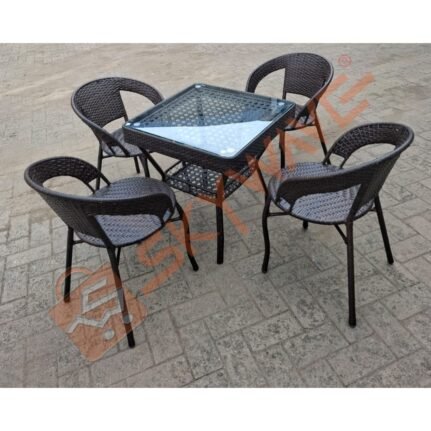 Rattan 4 seatter outdoor set
