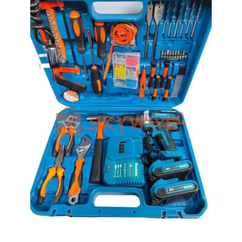 Thakita cordless drill set